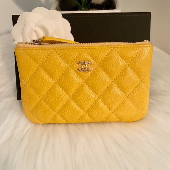 CHANEL Handbags - 🌼Chanel Mini O Case Cardholder Pouch Wallet 🌼